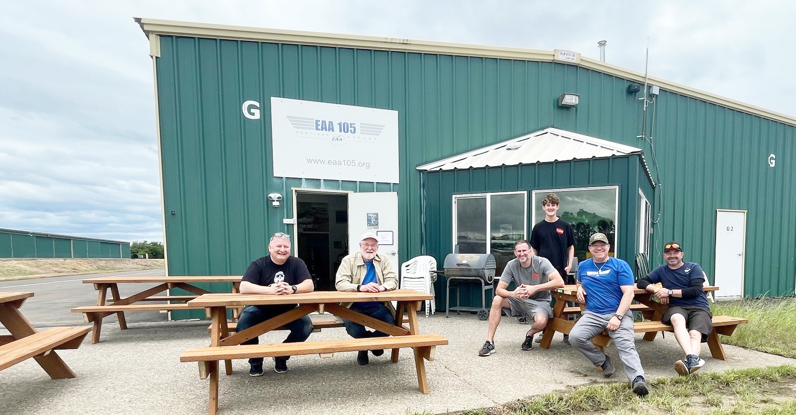 EAA 105 gets new Picnic Tables!