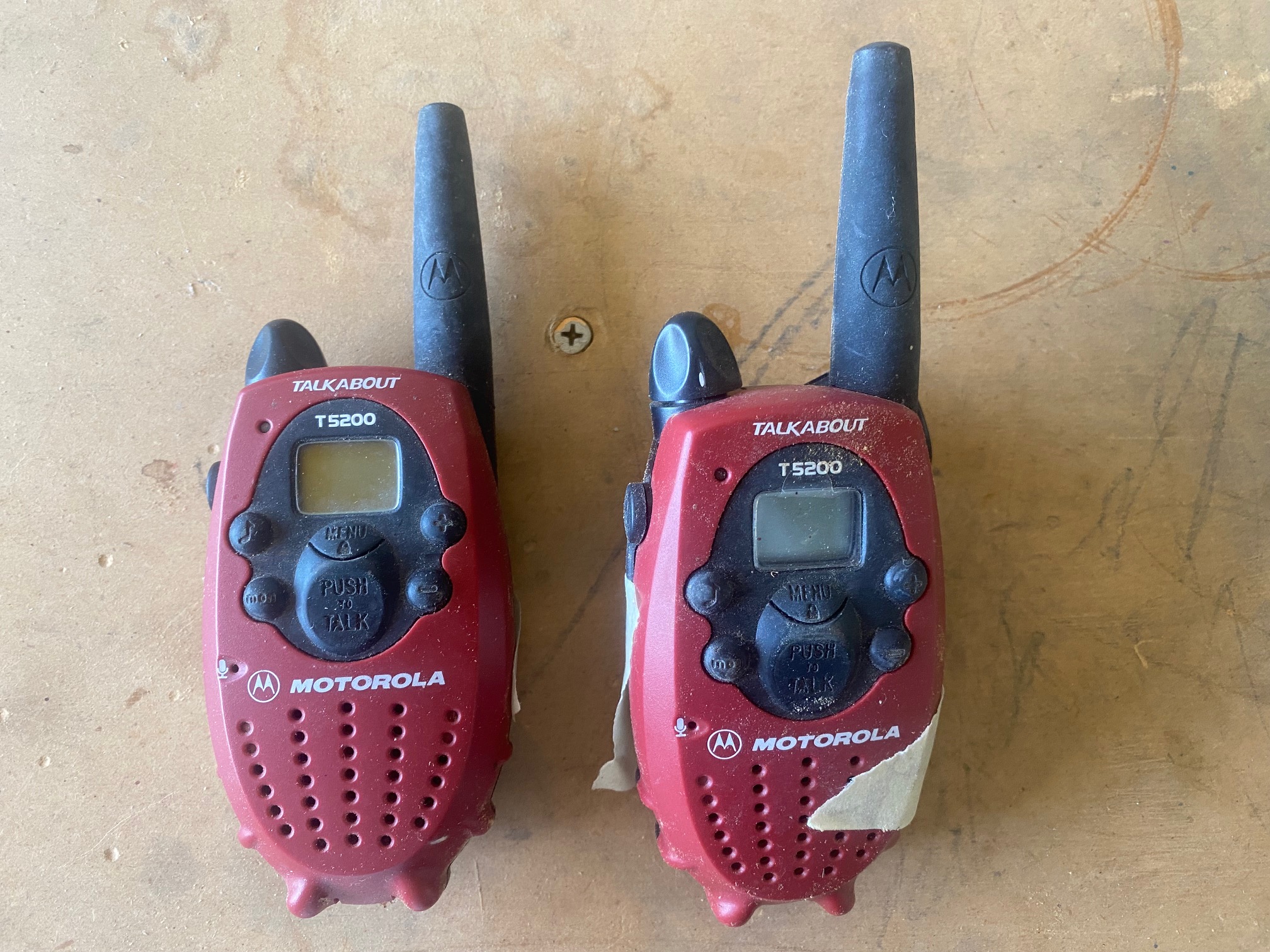 FRS walkie-talkies: Motorola T5200 Talkabout